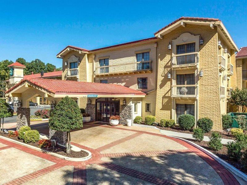 Quality Inn & Suites Airport Charlotte Exterior photo