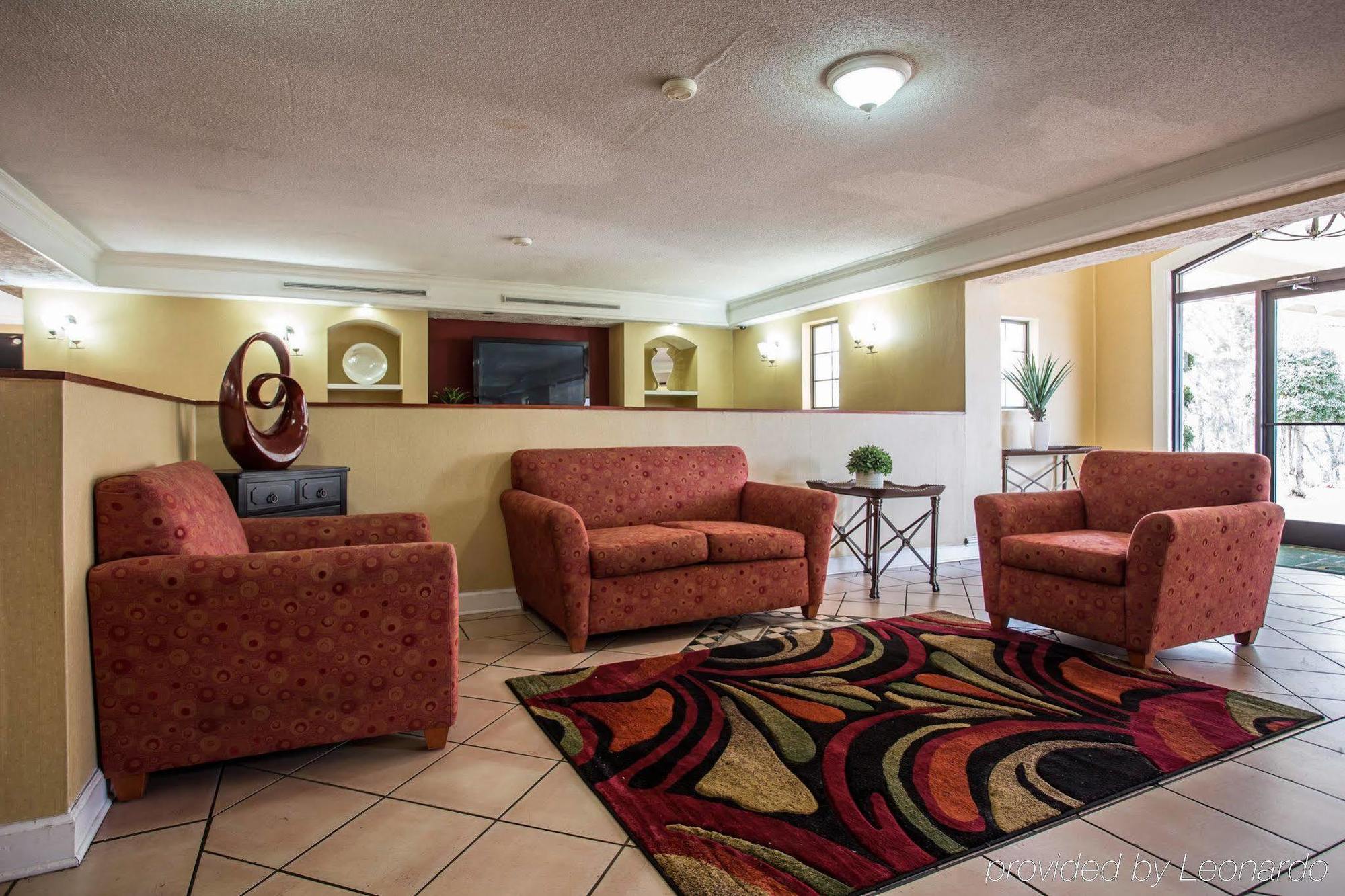 Quality Inn & Suites Airport Charlotte Exterior photo