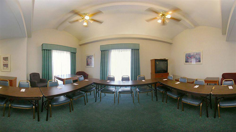 Quality Inn & Suites Airport Charlotte Facilities photo